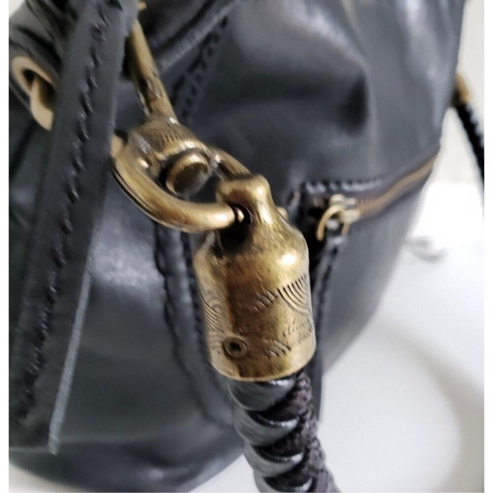 Vintage Y2K Black Leather Shoulder Bag With Brass Accents & Beaded Charm By The - Picture 10 of 10